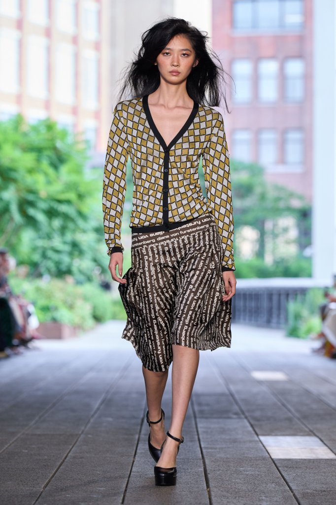 黛安&middot;冯芙丝汀宝 Diane von Furstenberg 2027春夏高级成衣秀 - New York Spring 2027