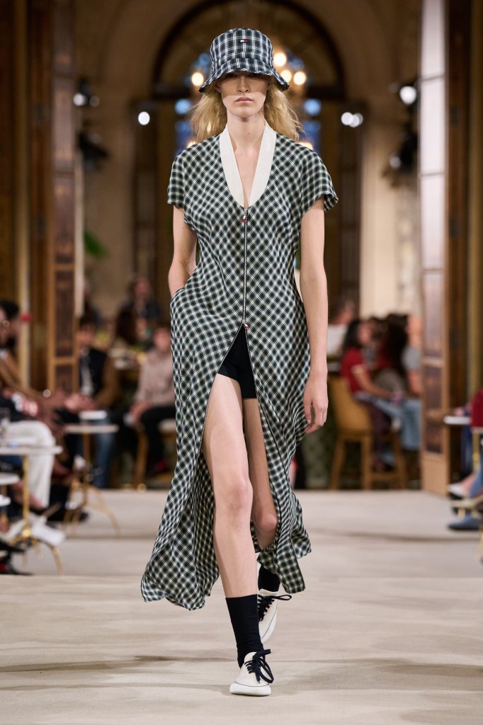 汤米·希尔费格 Tommy Hilfiger 美国 U.S.A 纽约 New York City 走秀(Runway) 女装 2027春夏 2027 S/S