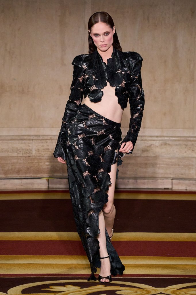 克里斯蒂安&middot;西里亚诺 Christian Siriano 2027春夏高级成衣秀 - New York Spring 2027