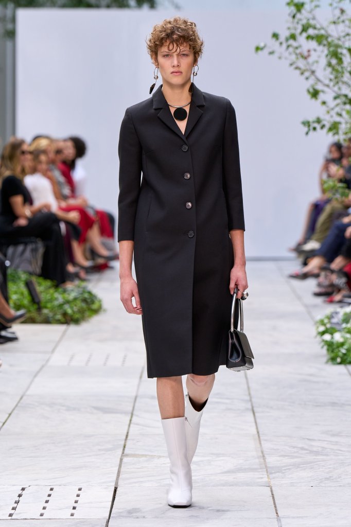 迈克高仕 Michael Kors Collection 2027春夏高级成衣秀 - New York Spring 2027