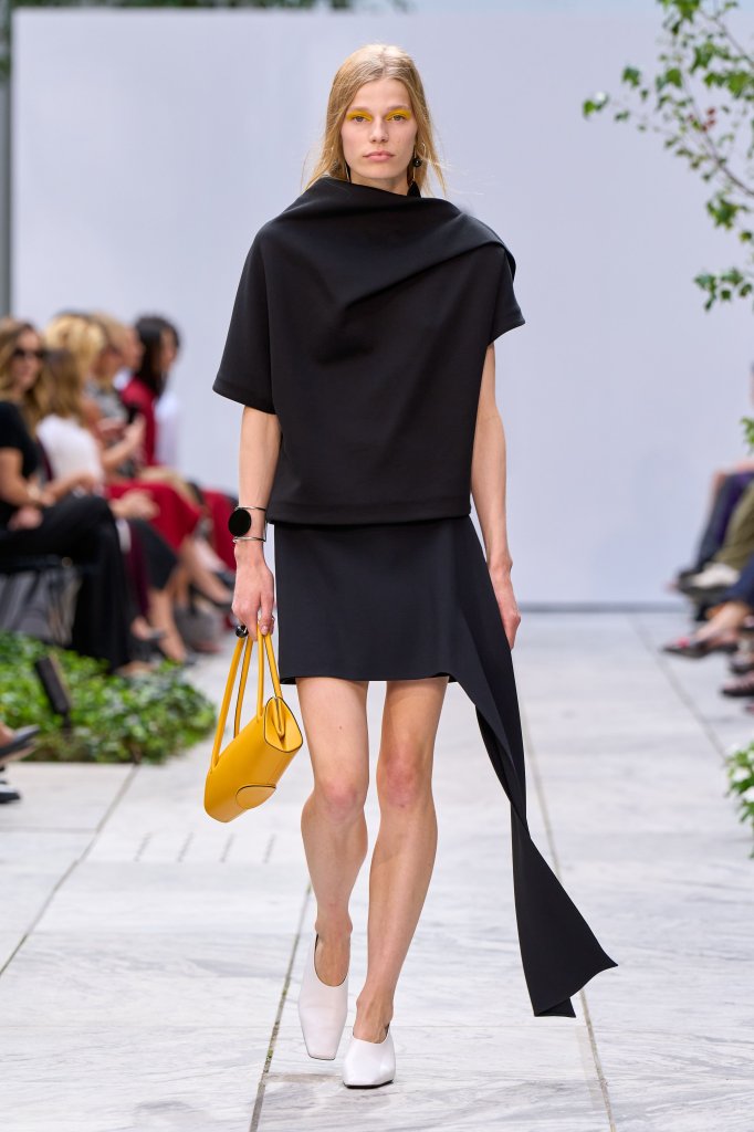 迈克高仕 Michael Kors Collection 2027春夏高级成衣秀 - New York Spring 2027