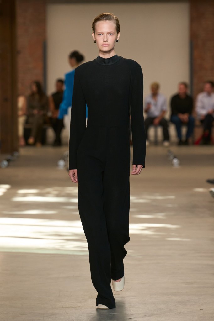 卡尔文.克莱恩 Calvin Klein Collection 2027春夏高级成衣秀 - New York Spring 2027