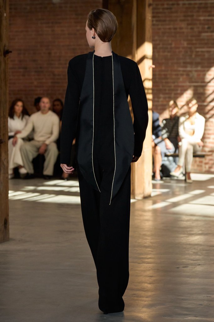 卡尔文.克莱恩 Calvin Klein Collection 2027春夏高级成衣秀(细节) - New York Spring 2027