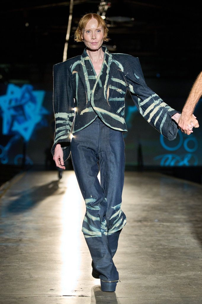 “不三不四” Threeasfour 美国 U.S.A 纽约 New York City 走秀(Runway) 2027春夏 2027 S/S 女装