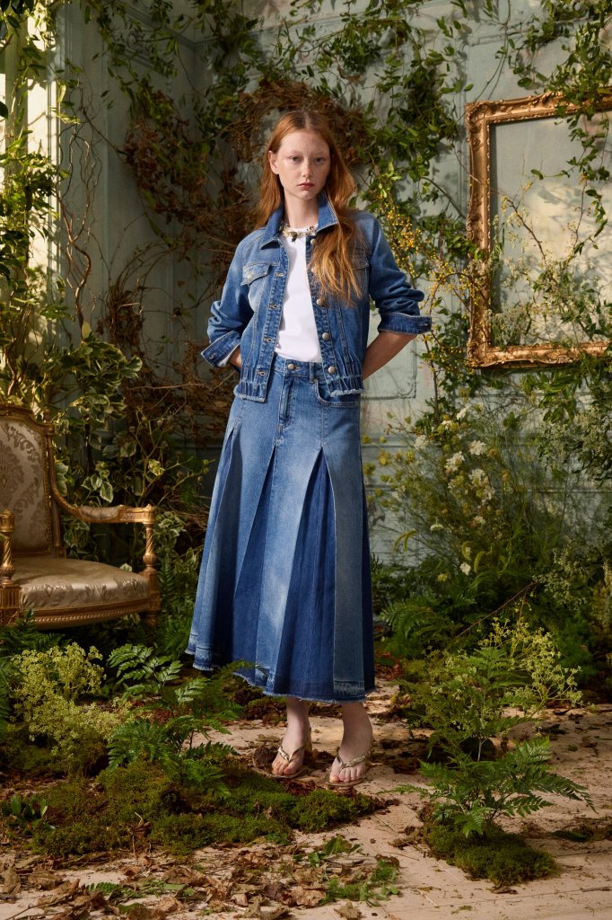 Cinq &agrave; Sept 2027春夏高级成衣Lookbook