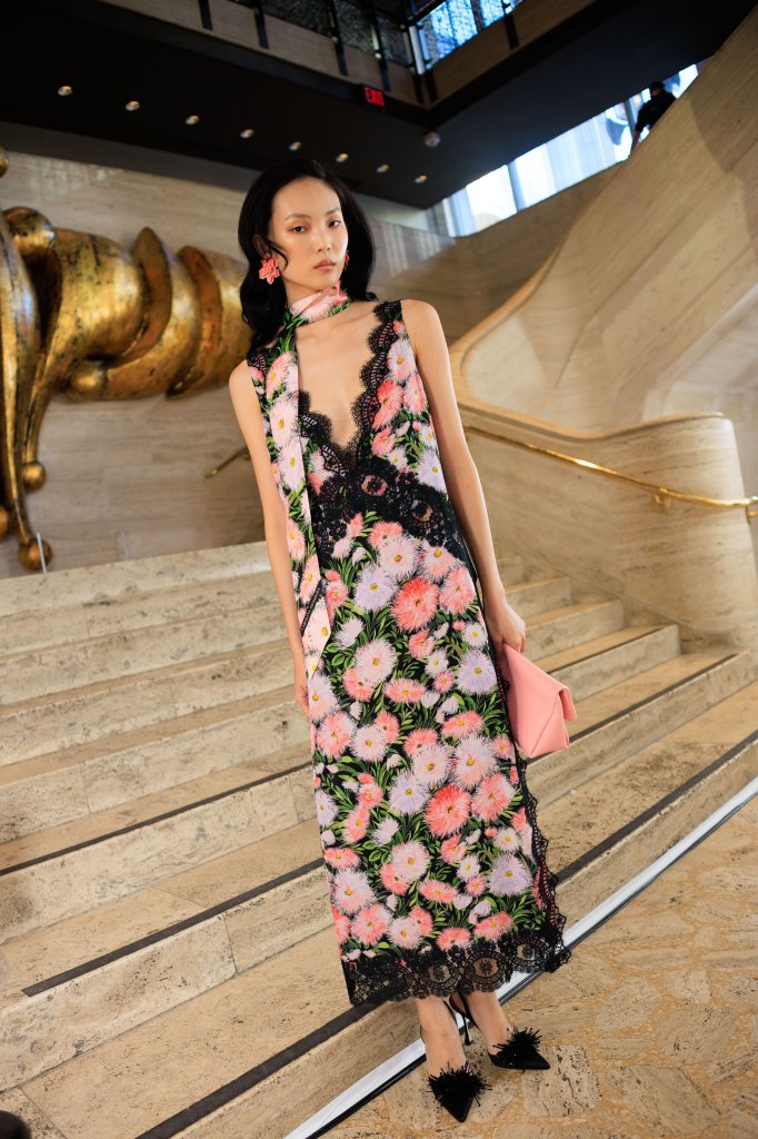 卡罗琳娜&middot;海莱娜 Carolina Herrera 2027春夏高级成衣秀(后台妆容) - New York Spring 2027