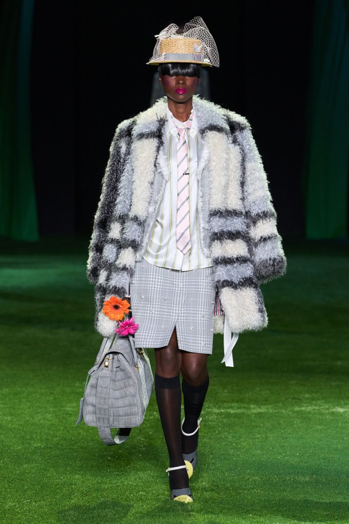 桑姆&middot;布郎尼 Thom Browne 2027春夏高级成衣秀 - New York Spring 2027