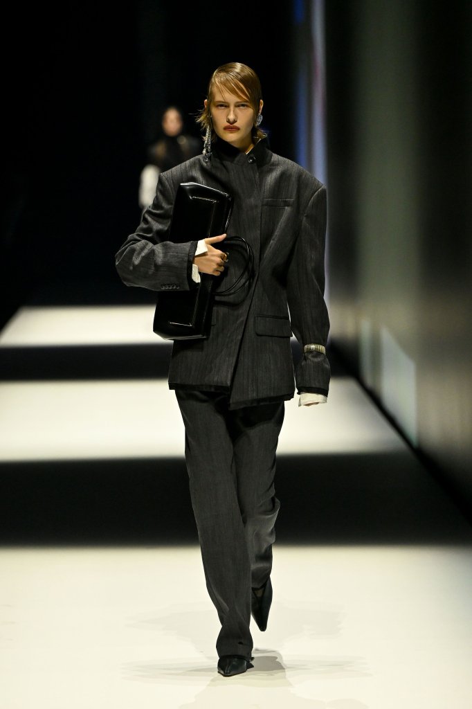 H&M Studio 2027春夏高级成衣秀 - London Spring 2027