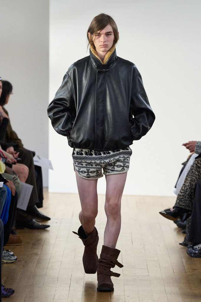 Oscar Ouyang 2027春夏高级成衣秀 - London Spring 2027