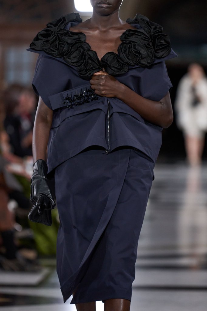 西蒙娜&middot;罗莎 Simone Rocha 2027春夏高级成衣秀(细节) - London Spring 2027