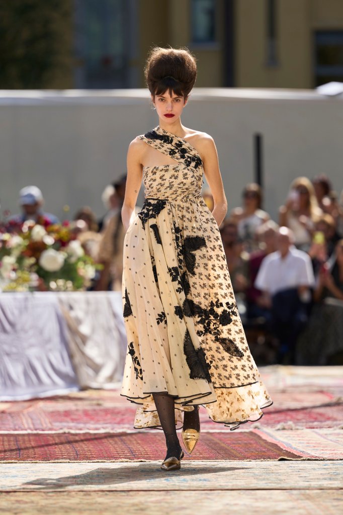 安东尼奥&middot;马拉斯 Antonio Marras 2027春夏高级成衣秀 - Milan Spring 2027