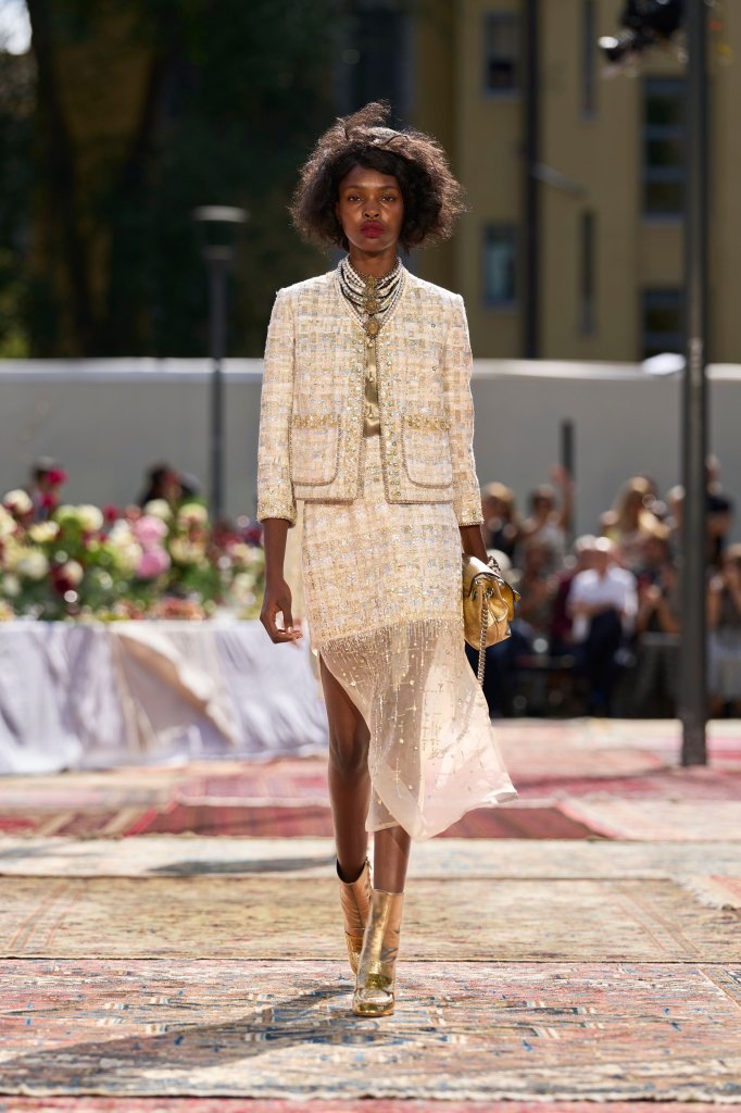 安东尼奥&middot;马拉斯 Antonio Marras 2027春夏高级成衣秀 - Milan Spring 2027