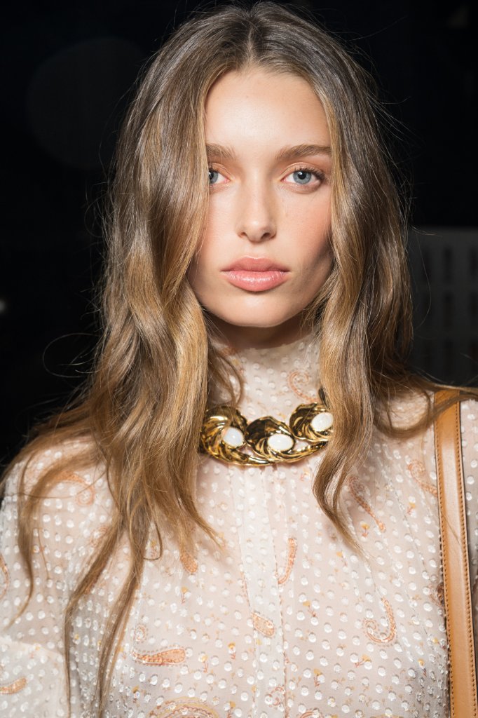 艾绰 Etro 2027春夏高级成衣秀(后台妆容) - Milan Spring 2027
