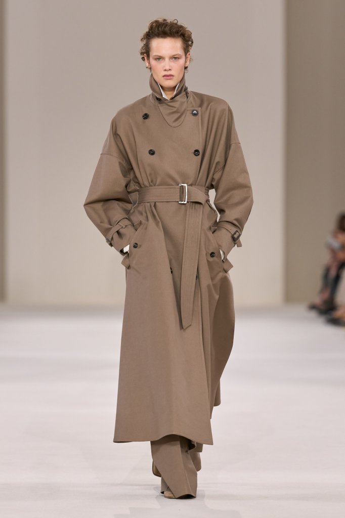 麦丝玛拉 Max Mara 2027春夏高级成衣秀 - Milan Spring 2027