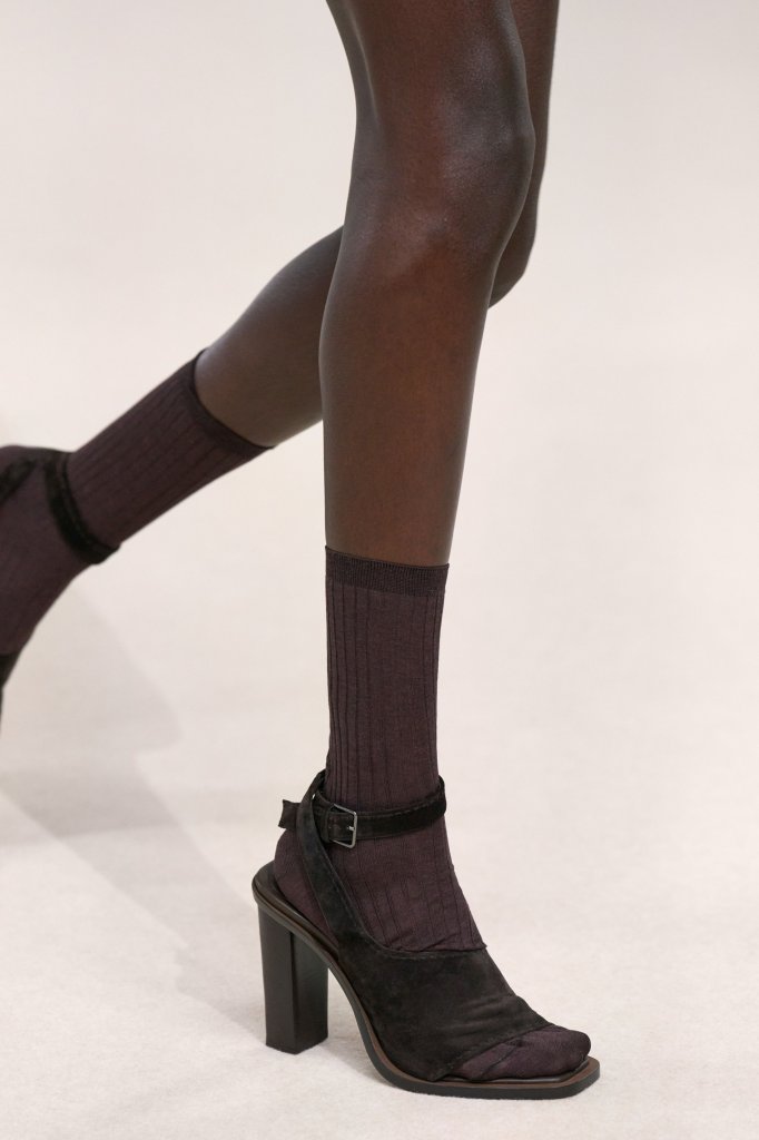 麦丝玛拉 Max Mara 2027春夏高级成衣秀(细节) - Milan Spring 2027