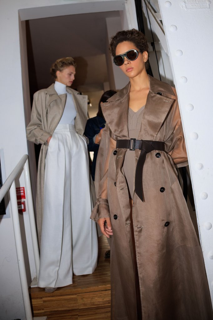 麦丝玛拉 Max Mara 2027春夏高级成衣秀(后台妆容) - Milan Spring 2027