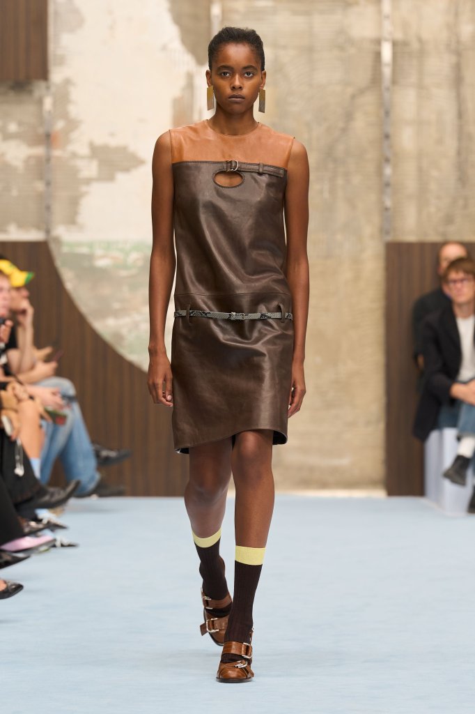 玛尼 Marni  2027春夏高级成衣秀 - Milan Spring 2027