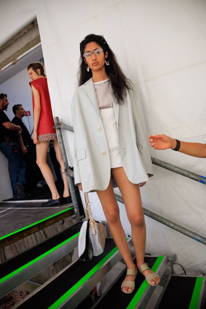 玛尼 Marni  2027春夏高级成衣秀(后台妆容) - Milan Spring 2027