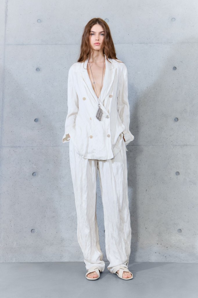 安普里奥&middot;阿玛尼 Emporio Armani 2027春夏高级成衣Lookbook