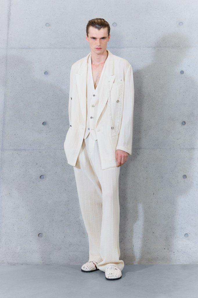 安普里奥&middot;阿玛尼 Emporio Armani 2027春夏高级成衣Lookbook