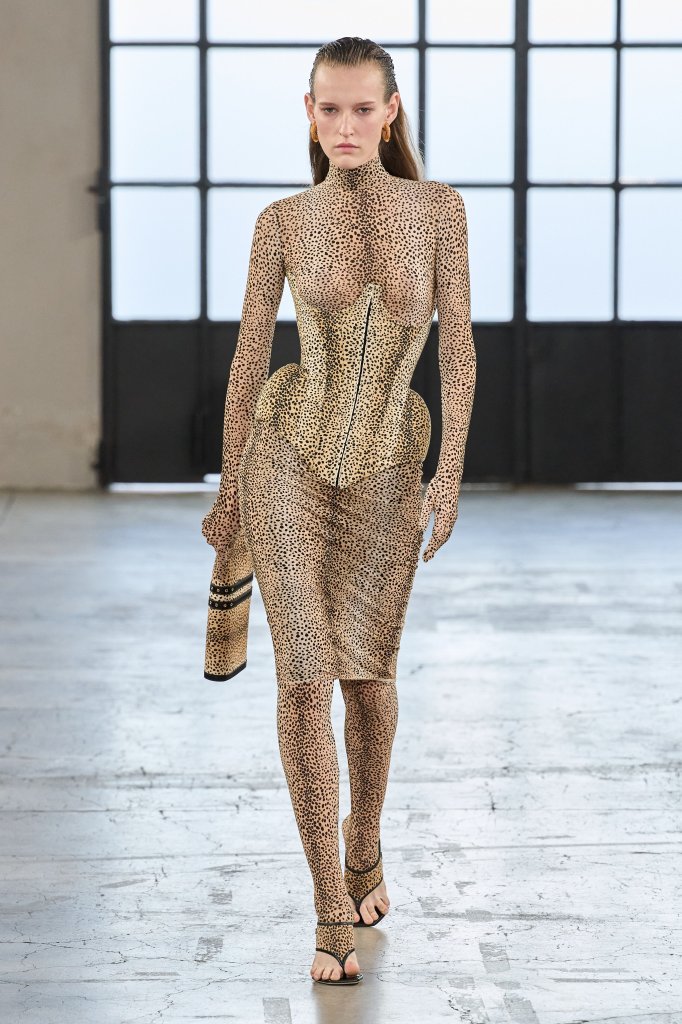 Elisabetta Franchi 2027春夏高级成衣秀 - Milan Spring 2027