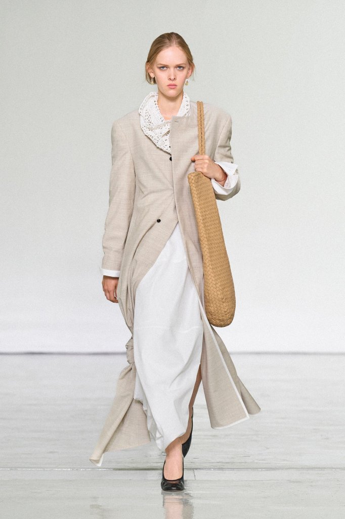葆蝶家 Bottega Veneta 2027春夏高级成衣秀 - Milan Spring 2027