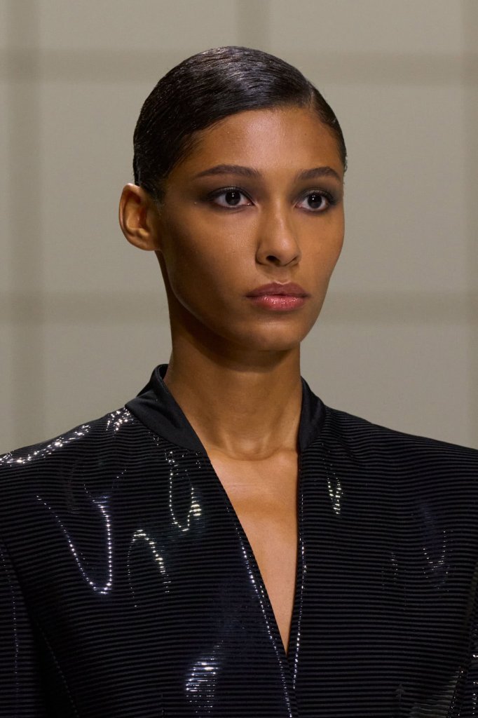 乔治&middot;阿玛尼 Giorgio Armani 2027春夏高级成衣秀(细节) - Milan Spring 2027