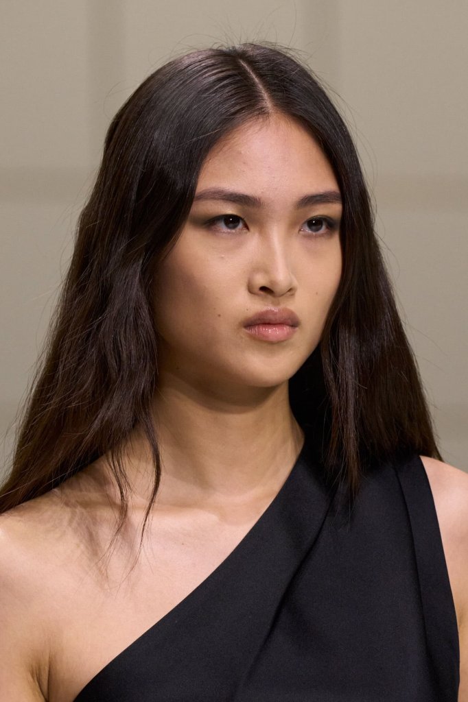 乔治&middot;阿玛尼 Giorgio Armani 2027春夏高级成衣秀(细节) - Milan Spring 2027