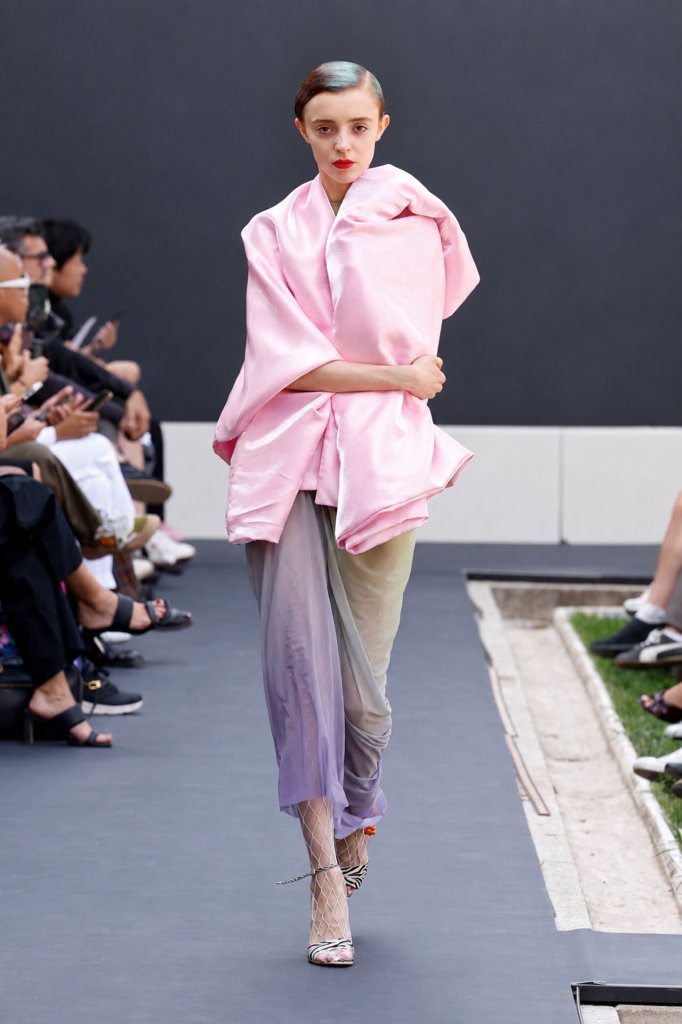 Ernesto Naranjo 2027春夏高级成衣秀 - Milan Spring 2027