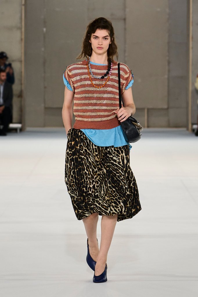 德赖斯&middot;范诺顿 Dries Van Noten 2027春夏高级成衣秀 - Paris Spring 2027