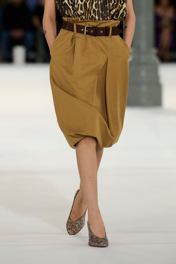 德赖斯&middot;范诺顿 Dries Van Noten 2027春夏高级成衣秀(细节) - Paris Spring 2027