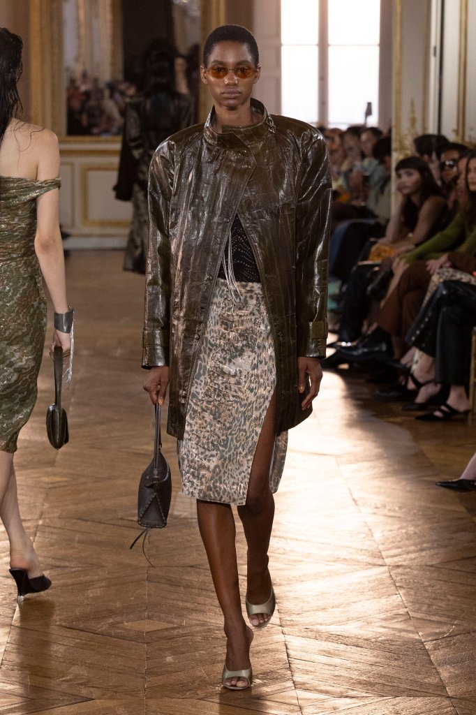 巴尔曼 Balmain 2027春夏高级成衣秀 - Paris Spring 2027