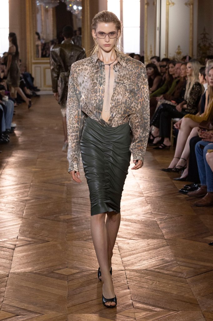 巴尔曼 Balmain 2027春夏高级成衣秀 - Paris Spring 2027