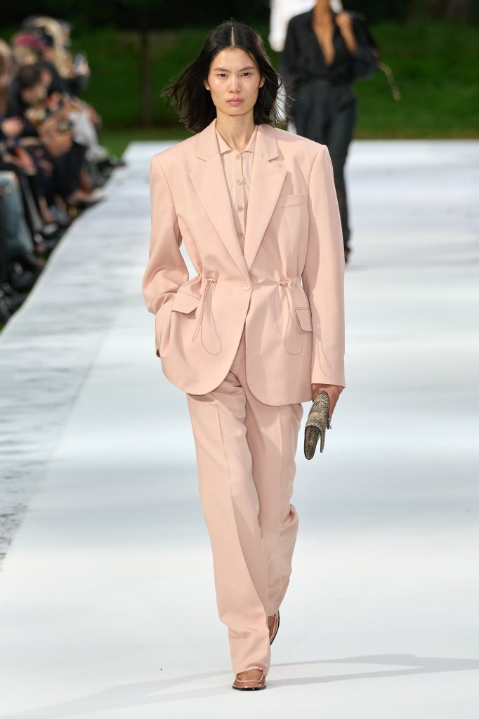 斯特拉&middot;麦卡特尼 Stella McCartney 2027春夏高级成衣秀 - Paris Spring 2027