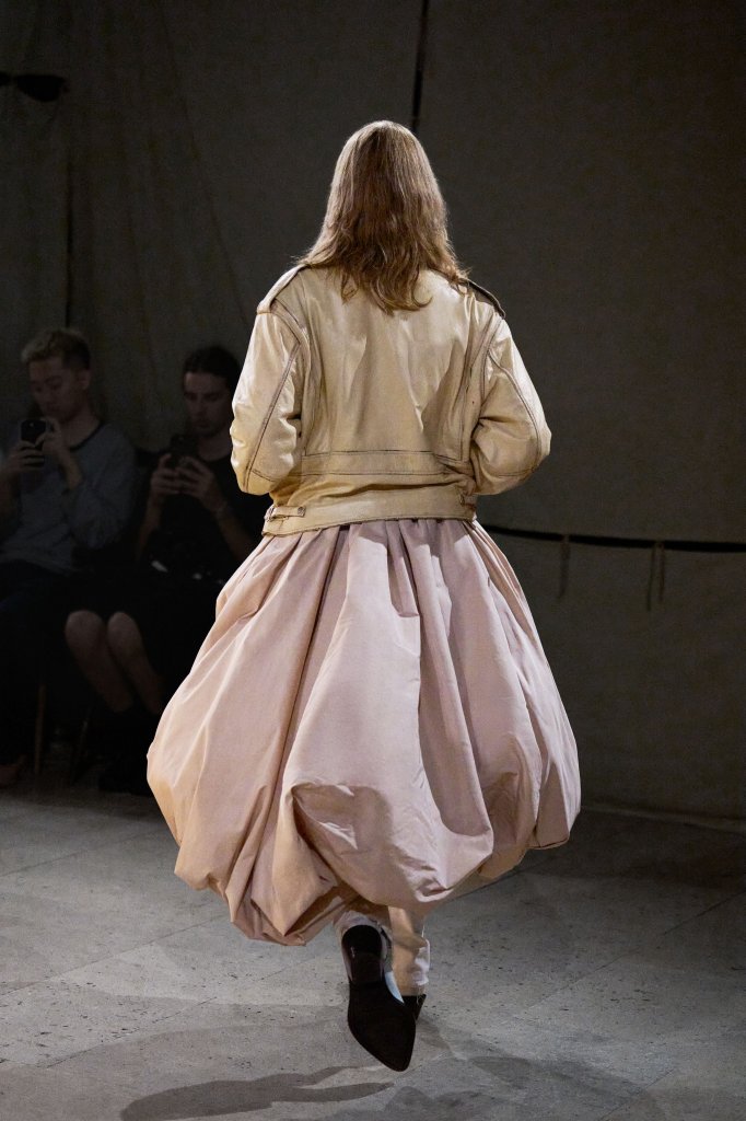 艾克妮 Acne Studios 2027春夏高级成衣秀(细节) - Paris Spring 2027