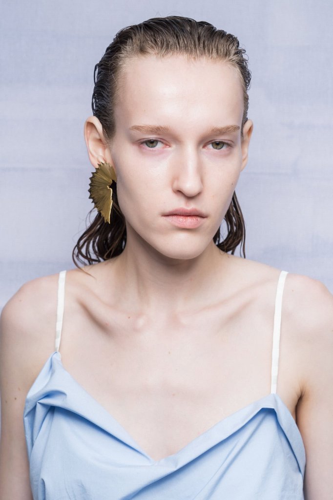 卡纷 Carven 2027春夏高级成衣秀(后台妆容) - Paris Spring 2027