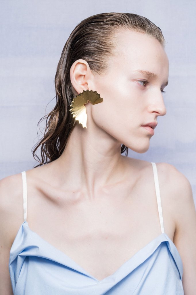 卡纷 Carven 2027春夏高级成衣秀(后台妆容) - Paris Spring 2027