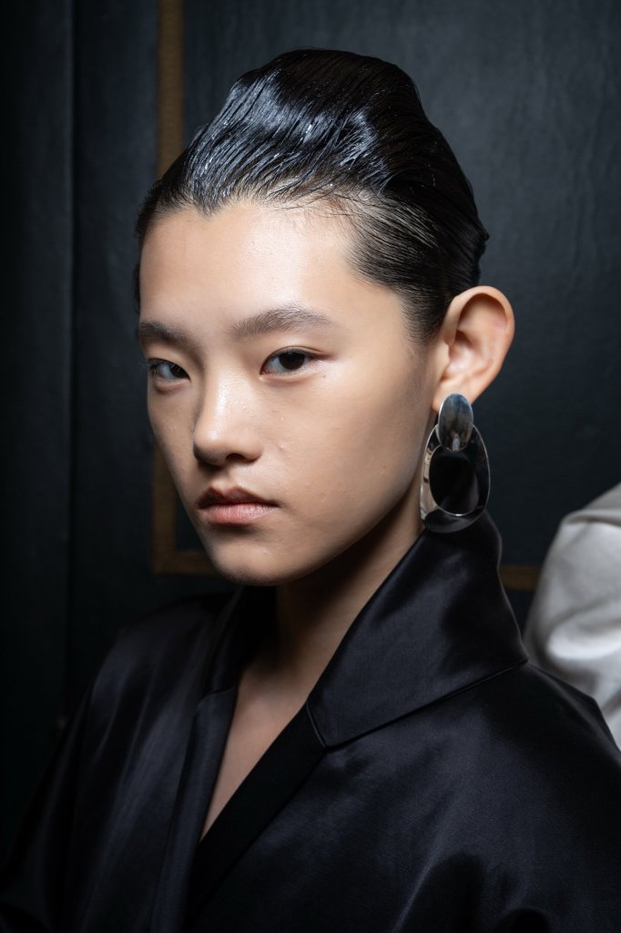王汁 Uma Wang 2027春夏高级成衣秀(后台妆容) - Paris Spring 2027