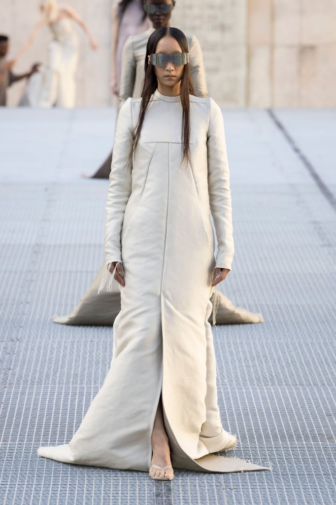 瑞克&middot;欧文斯 Rick Owens 2027春夏高级成衣秀 - Paris Spring 2027