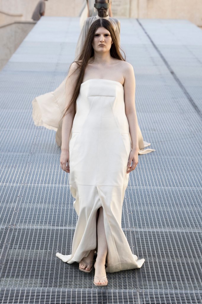 瑞克&middot;欧文斯 Rick Owens 2027春夏高级成衣秀 - Paris Spring 2027