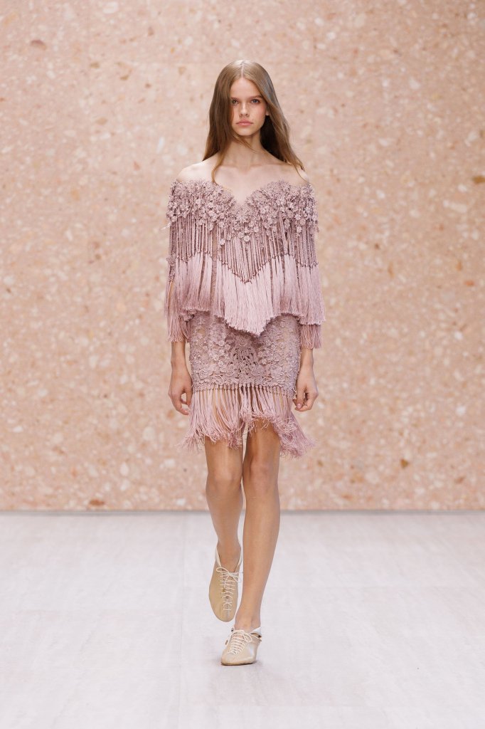 蔻依 Chlo&eacute; 2027春夏高级成衣秀 - Paris Spring 2027
