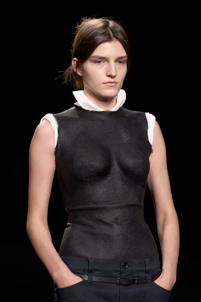 三宅一生 Issey Miyake 2027春夏高级成衣秀(细节) - Paris Spring 2027