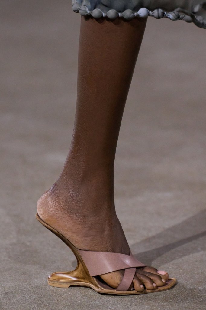 维多利亚&middot;贝克汉姆 Victoria Beckham 2027春夏高级成衣秀(细节) - Paris Spring 2027