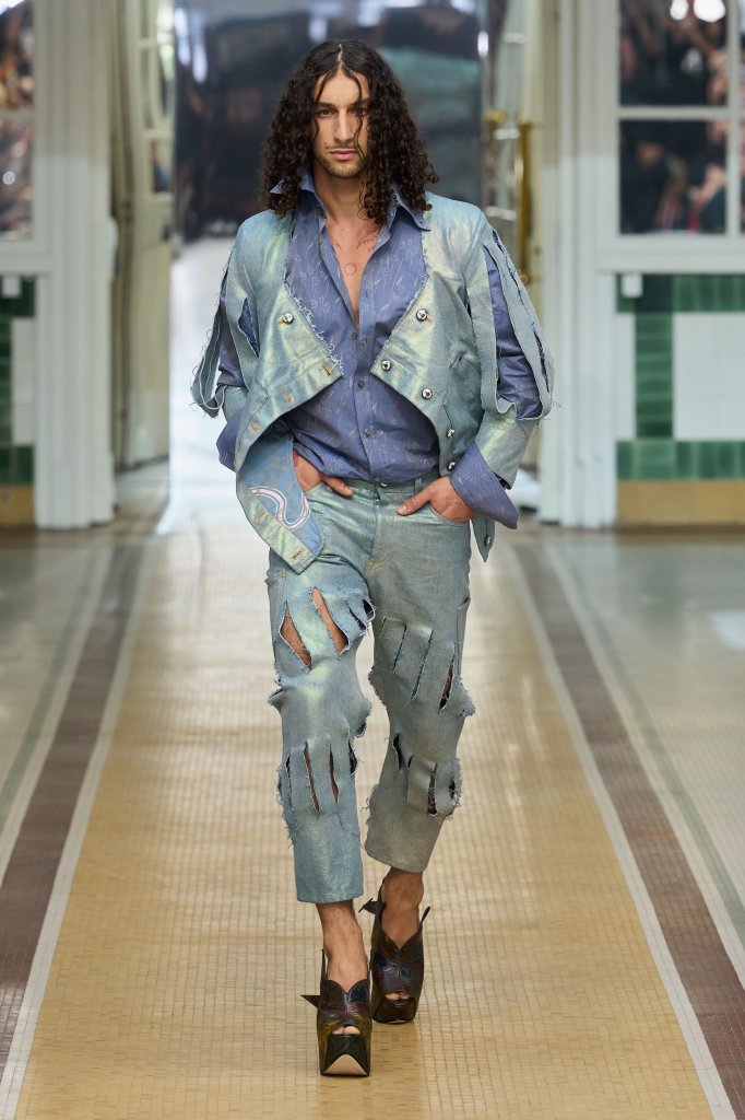 Andreas Kronthaler for Vivienne Westwood 2027春夏高级成衣秀 - Paris Spring 2027