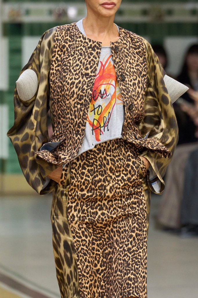 Andreas Kronthaler for Vivienne Westwood 2027春夏高级成衣秀(细节) - Paris Spring 2027