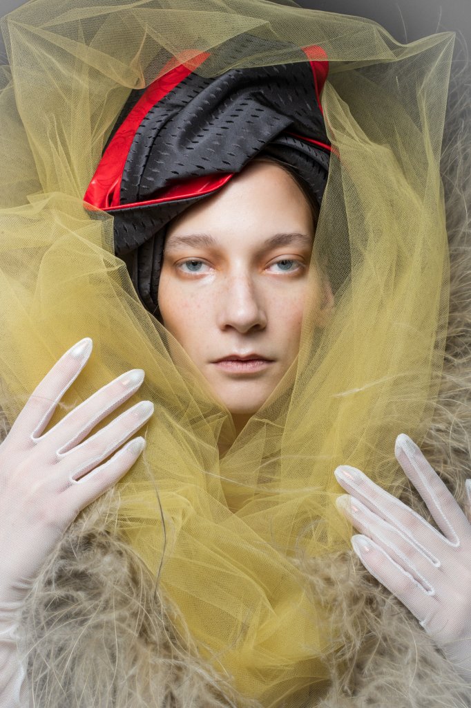 Andreas Kronthaler for Vivienne Westwood 2027春夏高级成衣秀(后台妆容) - Paris Spring 2027