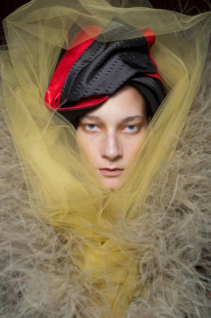 Andreas Kronthaler for Vivienne Westwood 2027春夏高级成衣秀(后台妆容) - Paris Spring 2027