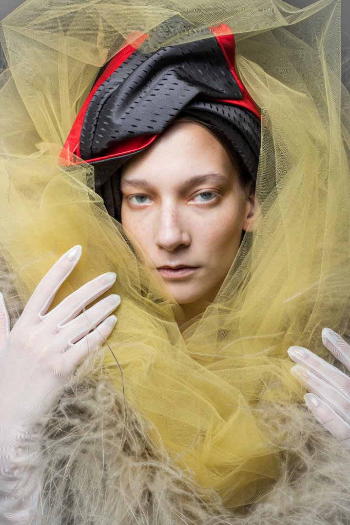 Andreas Kronthaler for Vivienne Westwood 2027春夏高级成衣秀(后台妆容) - Paris Spring 2027