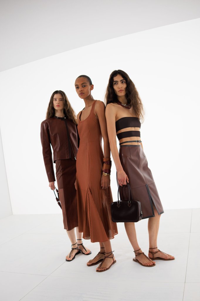 爱马仕 Herm&egrave;s 2027春夏高级成衣秀(后台妆容) - Paris Spring 2027
