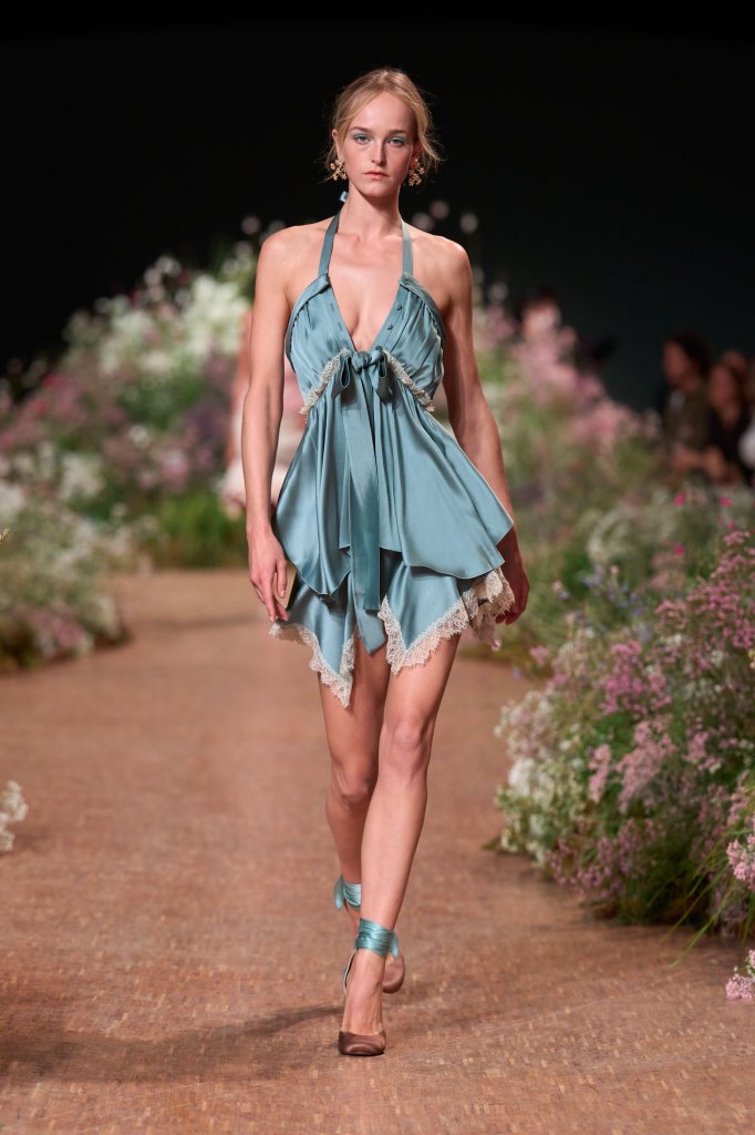 艾莉&middot;萨博 Elie Saab 2027春夏高级成衣秀 - Paris Spring 2027